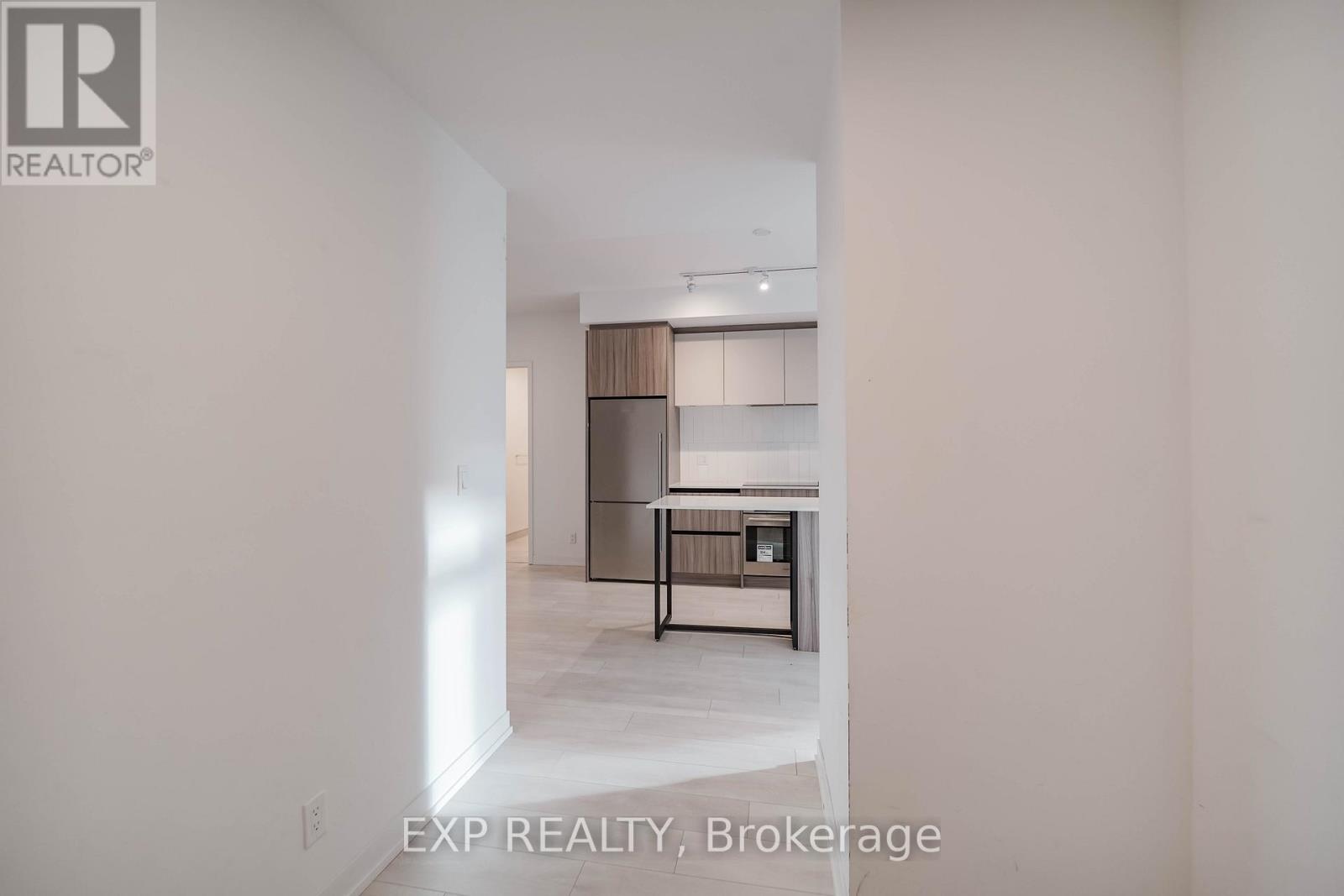 D328 - 8 Beverley Glen Boulevard, Vaughan, Ontario  L4J 0L5 - Photo 16 - N12562636