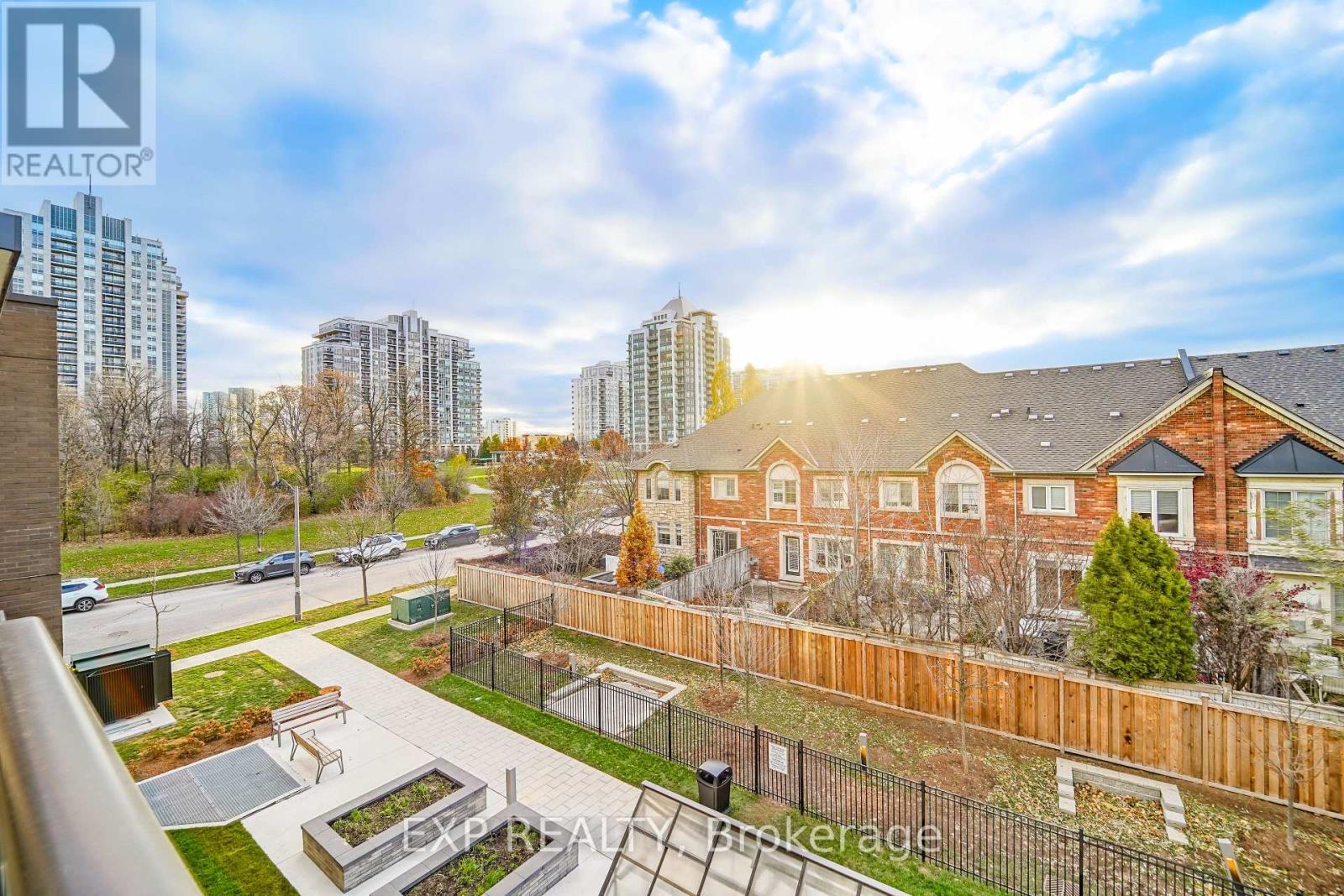 D328 - 8 Beverley Glen Boulevard, Vaughan, Ontario  L4J 0L5 - Photo 34 - N12562636