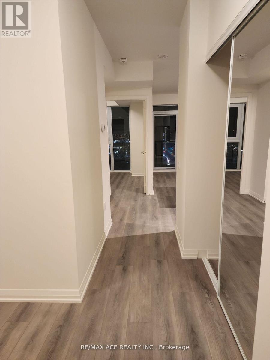 1210 - 9000 JANE STREET E, Vaughan, Ontario