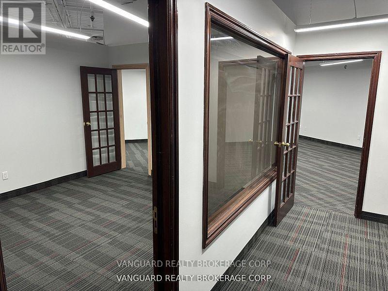 17a - 231 Millway Avenue, Vaughan, Ontario  L4K 3W7 - Photo 5 - N12562690