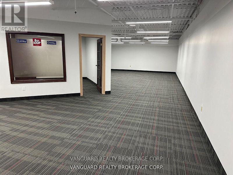 17a - 231 Millway Avenue, Vaughan, Ontario  L4K 3W7 - Photo 6 - N12562690