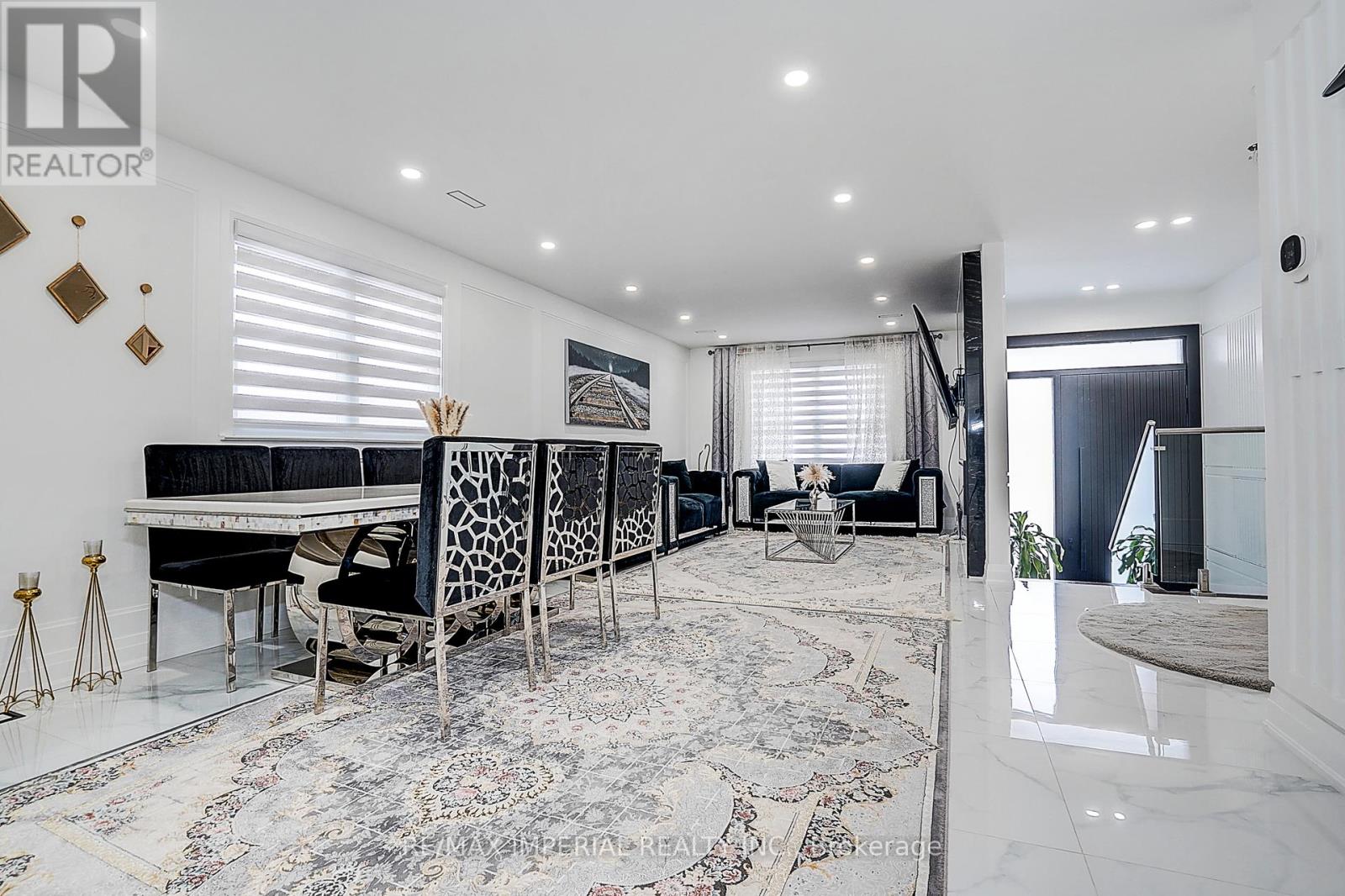 332 Dixon Boulevard, Newmarket, Ontario  L3Y 4V6 - Photo 14 - N12562774