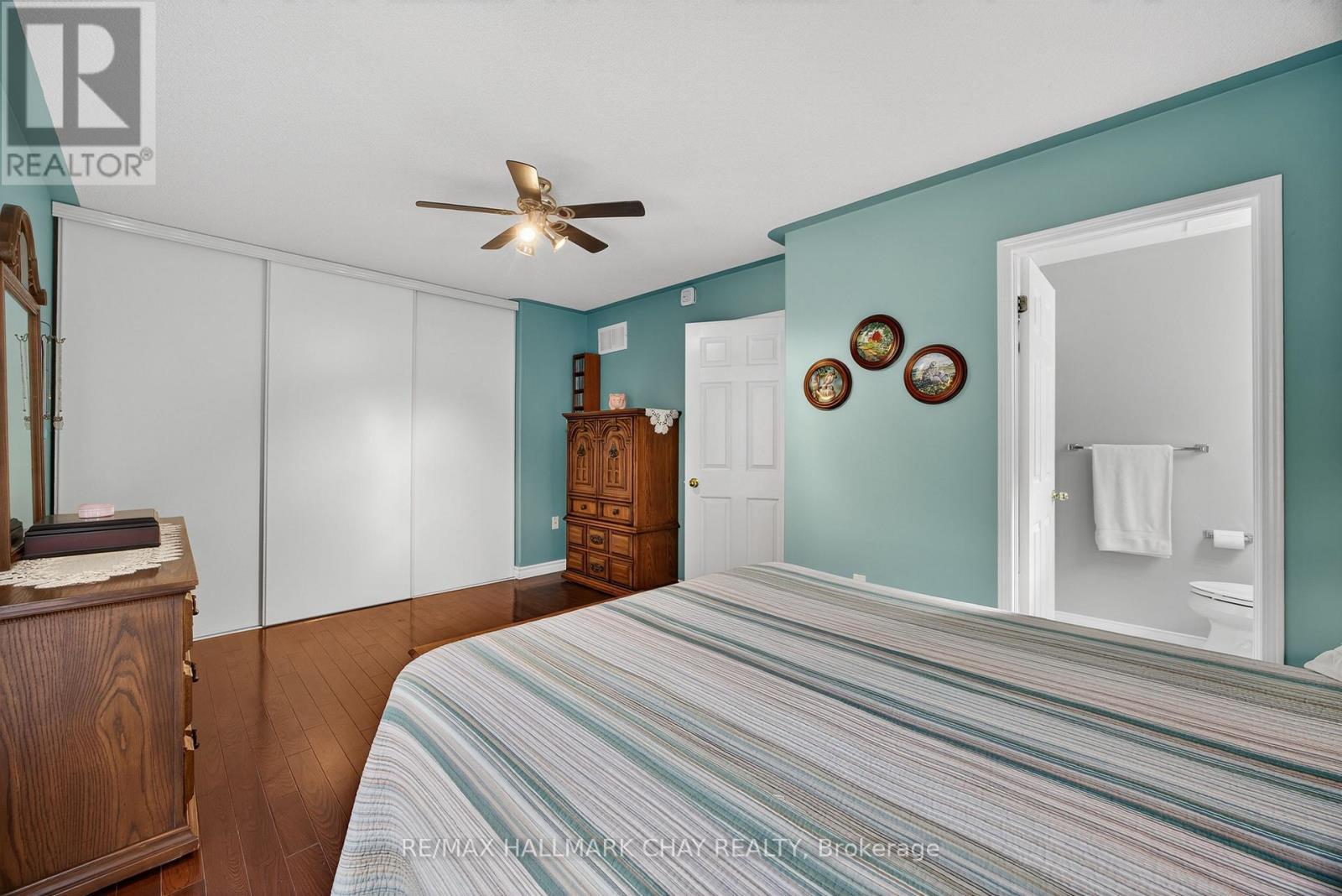 2446 Ralph Street, Innisfil, Ontario  L9S 2G4 - Photo 16 - N12562796