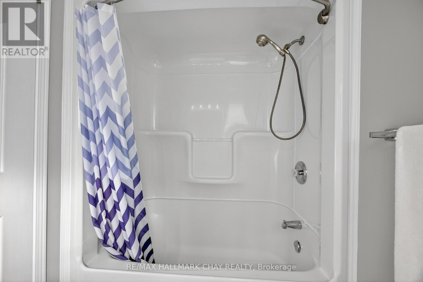 2446 Ralph Street, Innisfil, Ontario  L9S 2G4 - Photo 18 - N12562796