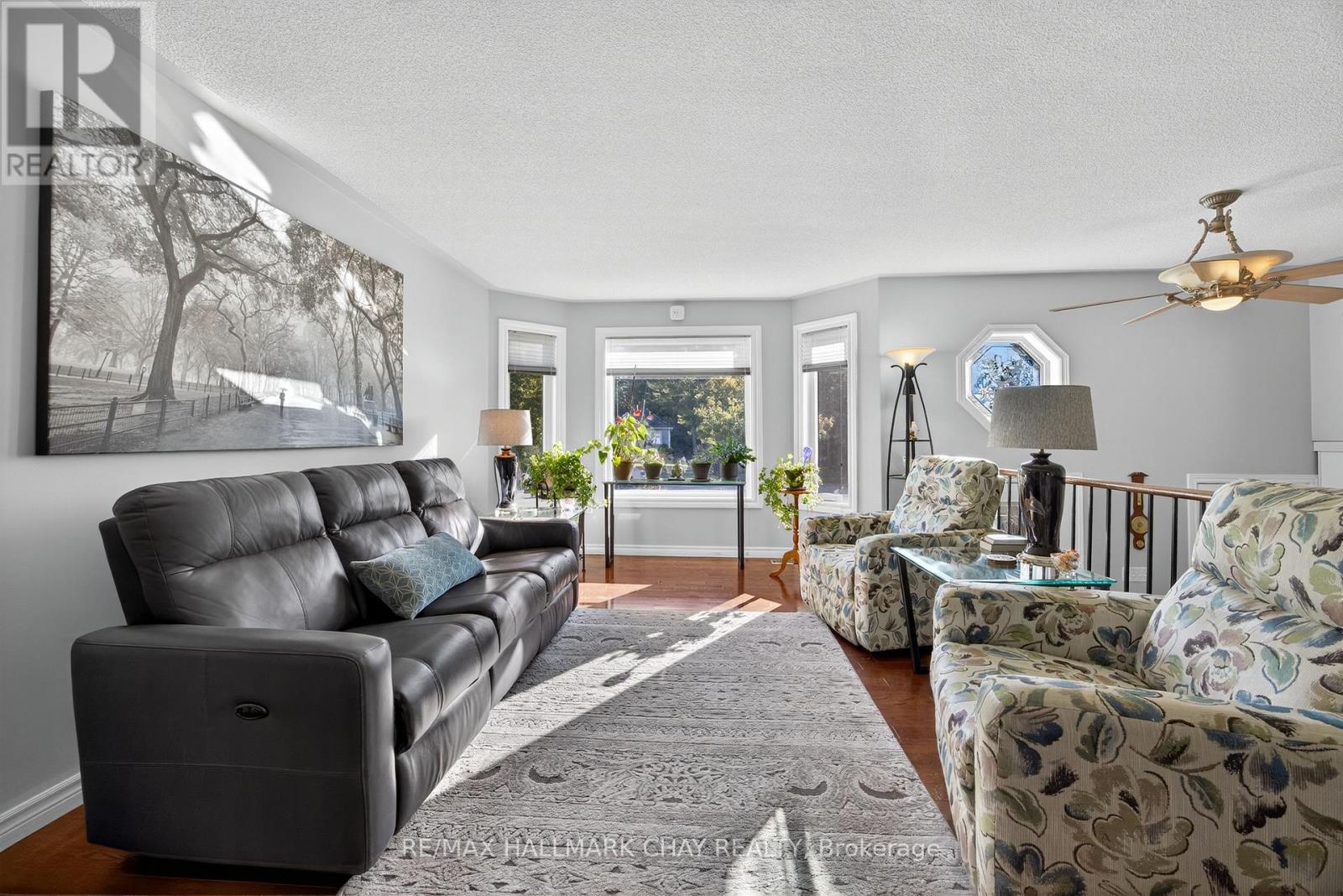 2446 Ralph Street, Innisfil, Ontario  L9S 2G4 - Photo 8 - N12562796