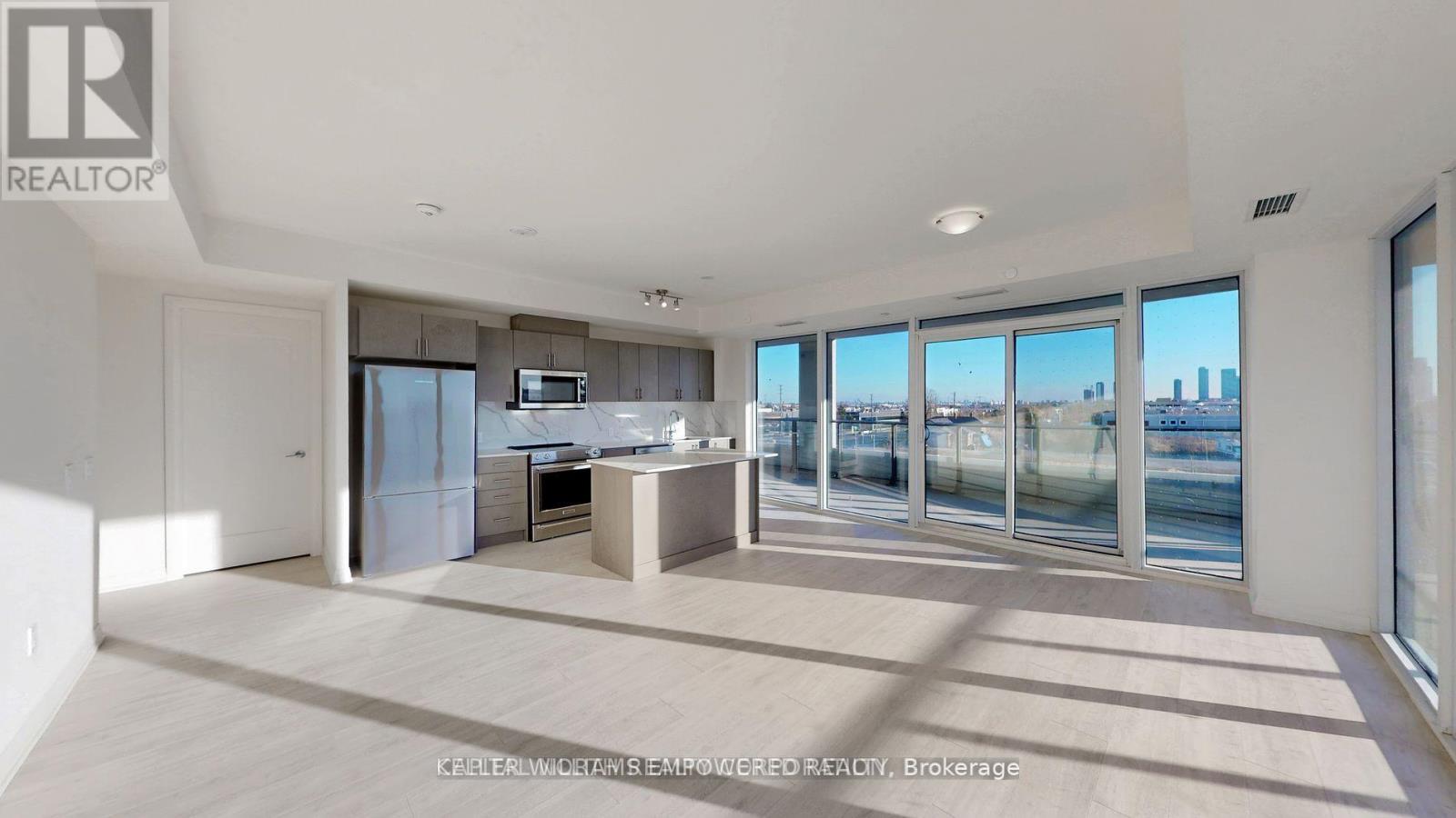 328 - 8960 JANE STREET, Vaughan, Ontario