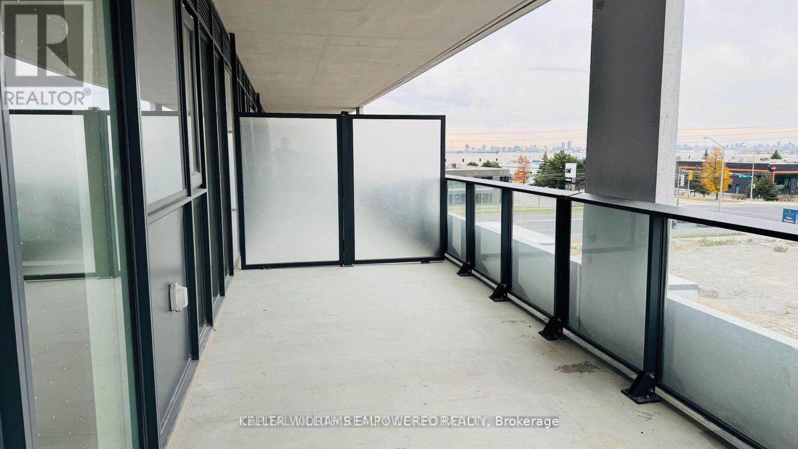 328 - 8960 Jane Street, Vaughan, Ontario  L4K 2M9 - Photo 30 - N12562818