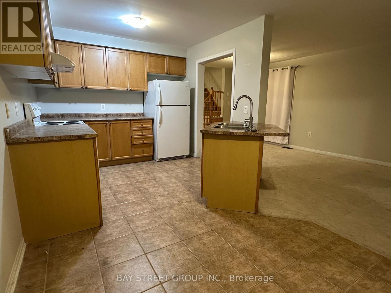 253 Weldon Road, Whitchurch-Stouffville, Ontario  L4A 0A4 - Photo 6 - N12562830