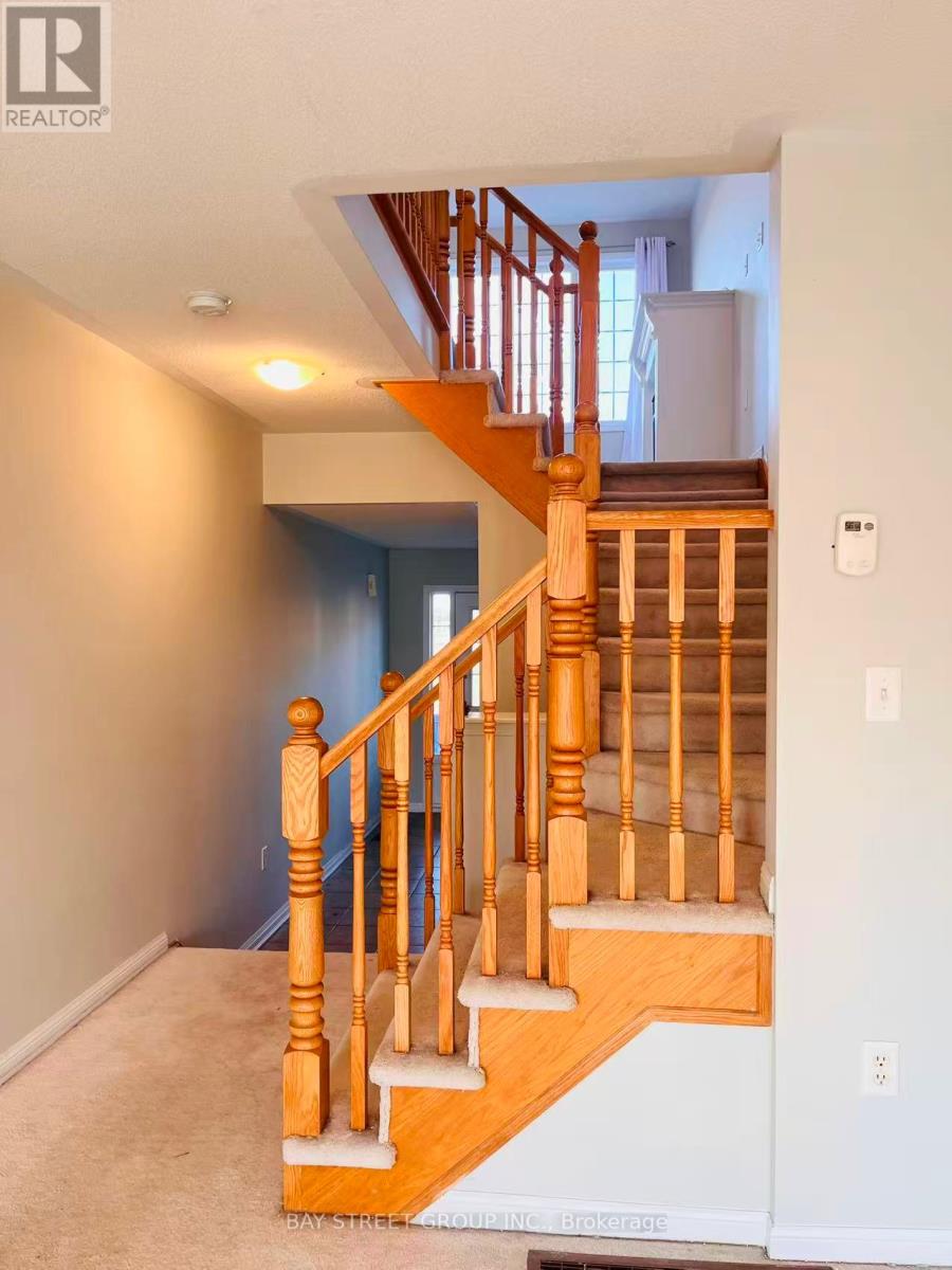 253 Weldon Road, Whitchurch-Stouffville, Ontario  L4A 0A4 - Photo 9 - N12562830