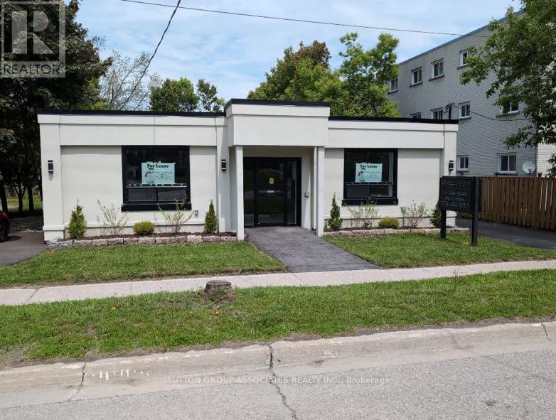 260 MISSISSAGA STREET W, Orillia, Ontario