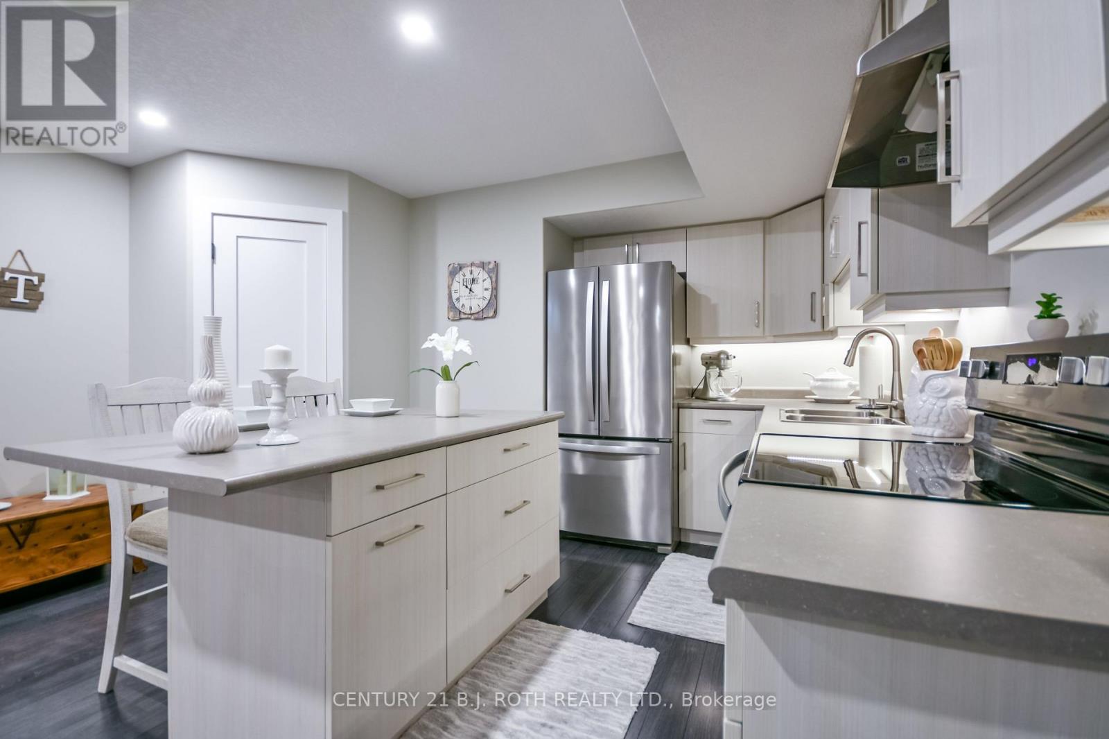 27 Claire Drive, Barrie, Ontario  L4N 5Y1 - Photo 34 - S12562790