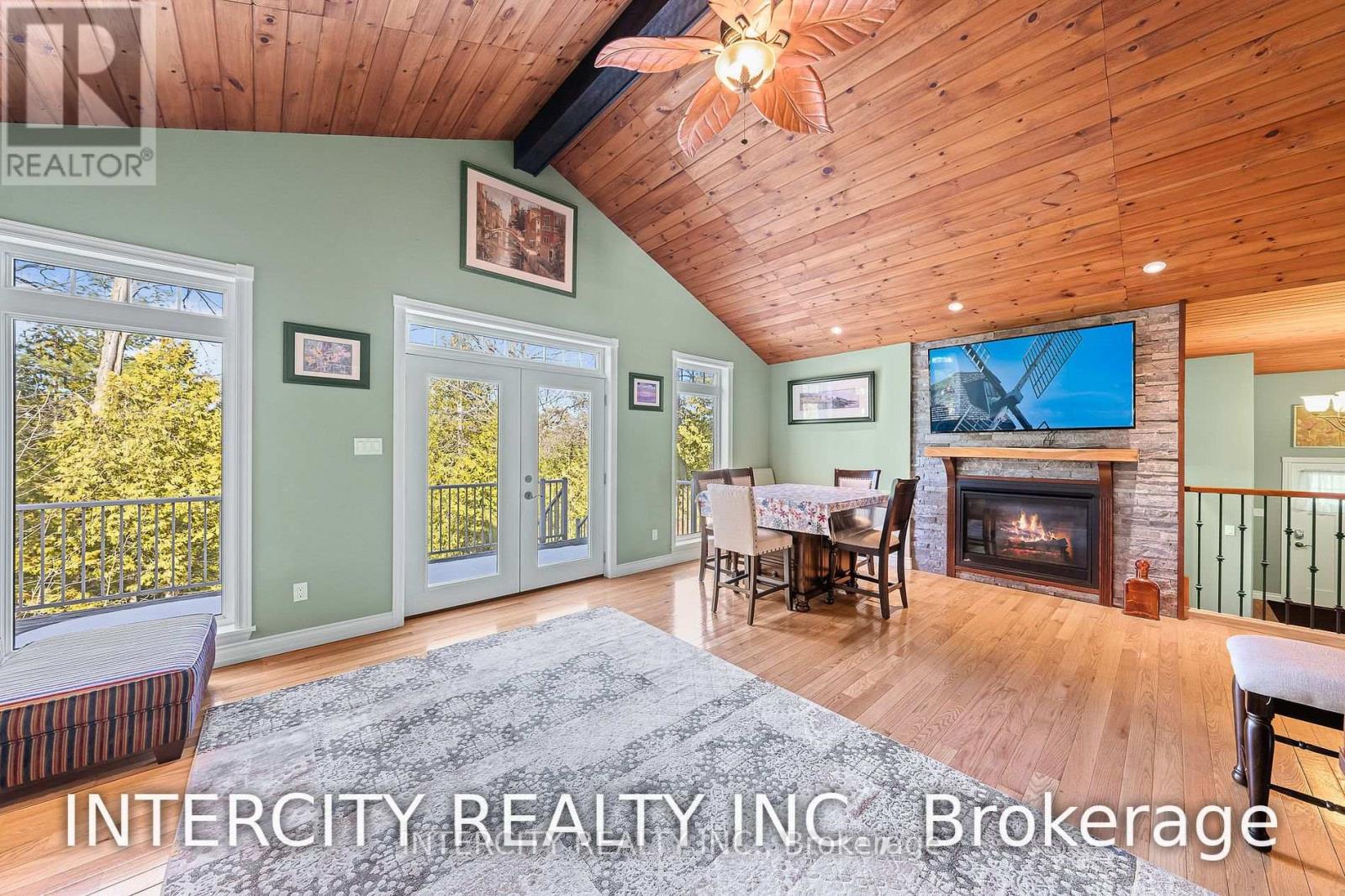 229 Sunnidale Road, Wasaga Beach, Ontario  L9Z 2T4 - Photo 11 - S12562826