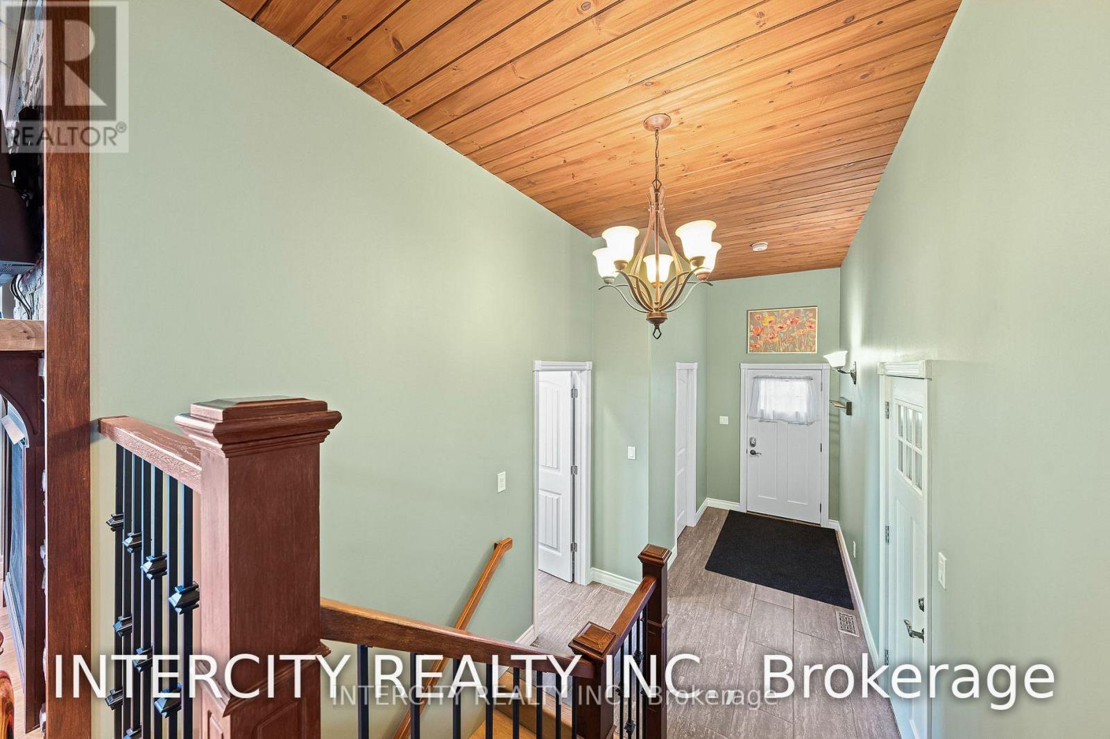 229 Sunnidale Road, Wasaga Beach, Ontario  L9Z 2T4 - Photo 14 - S12562826