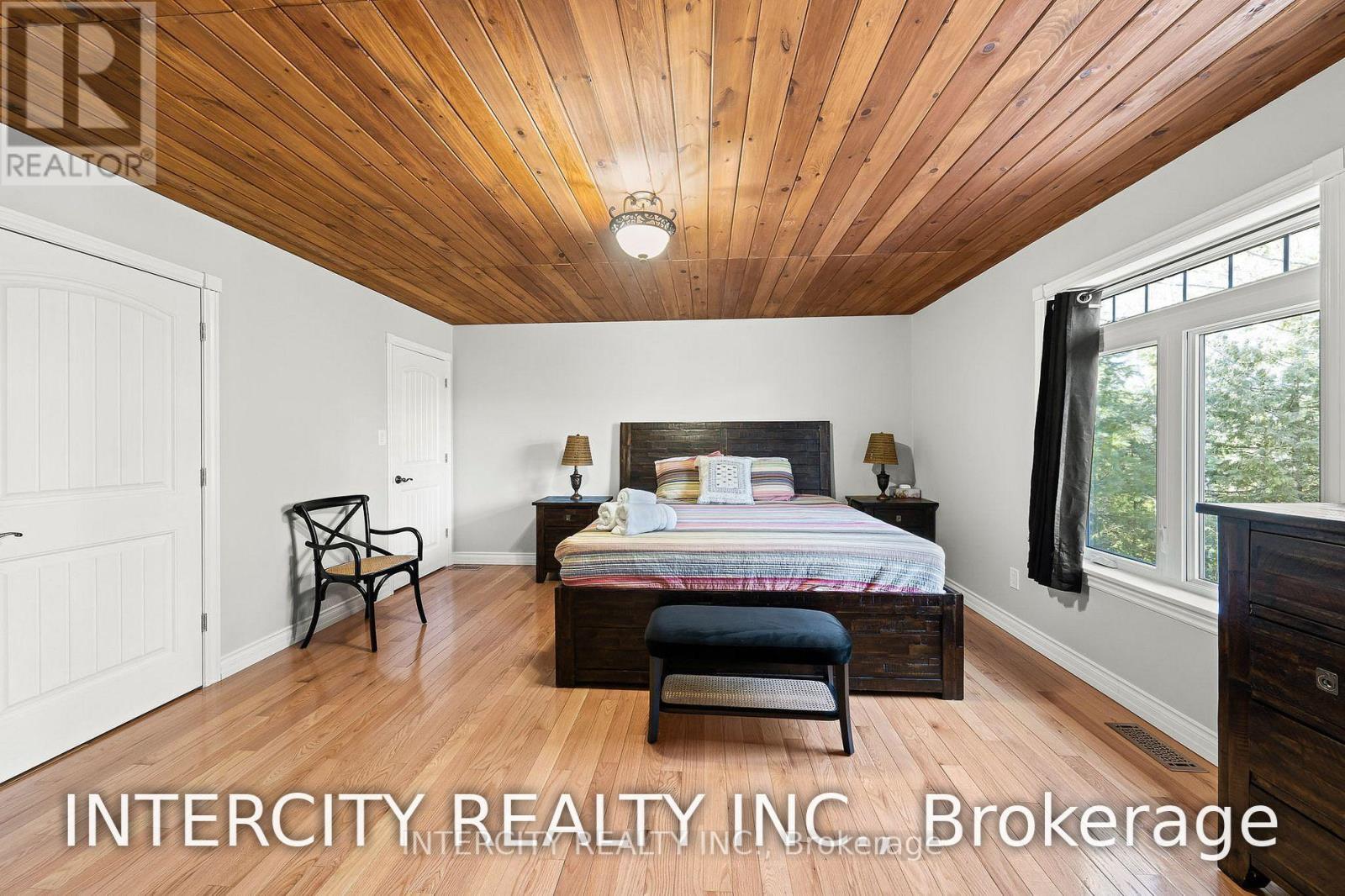 229 Sunnidale Road, Wasaga Beach, Ontario  L9Z 2T4 - Photo 25 - S12562826