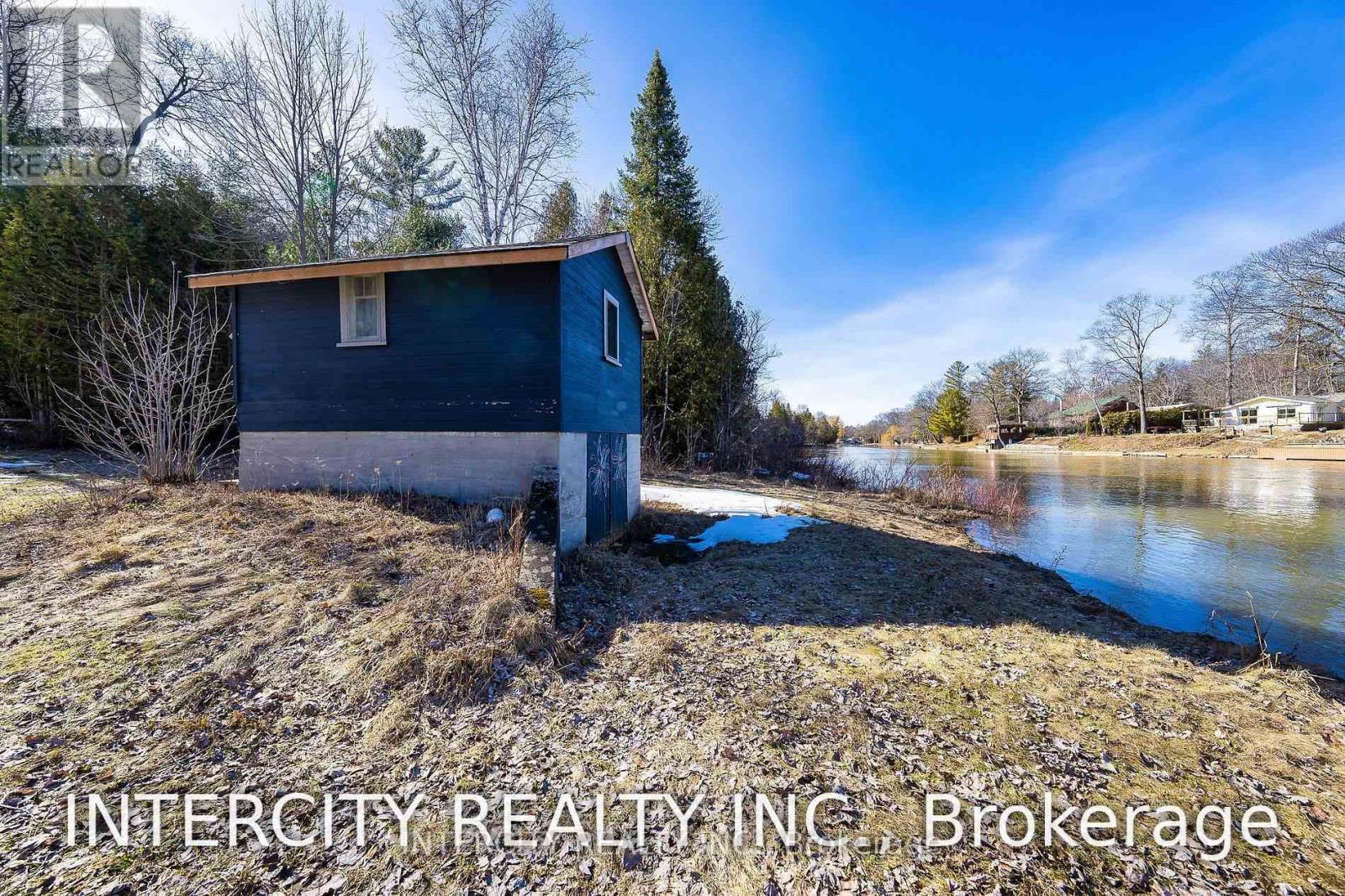 229 Sunnidale Road, Wasaga Beach, Ontario  L9Z 2T4 - Photo 30 - S12562826