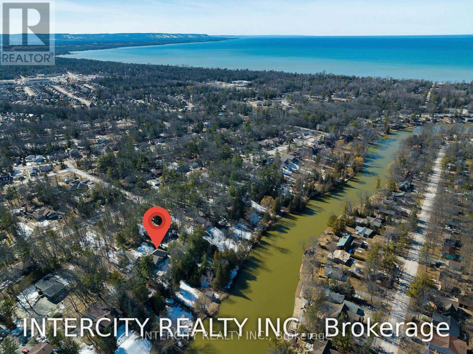 229 Sunnidale Road, Wasaga Beach, Ontario  L9Z 2T4 - Photo 36 - S12562826