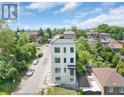 3 - 10 SUMMIT AVENUE, Toronto, Ontario