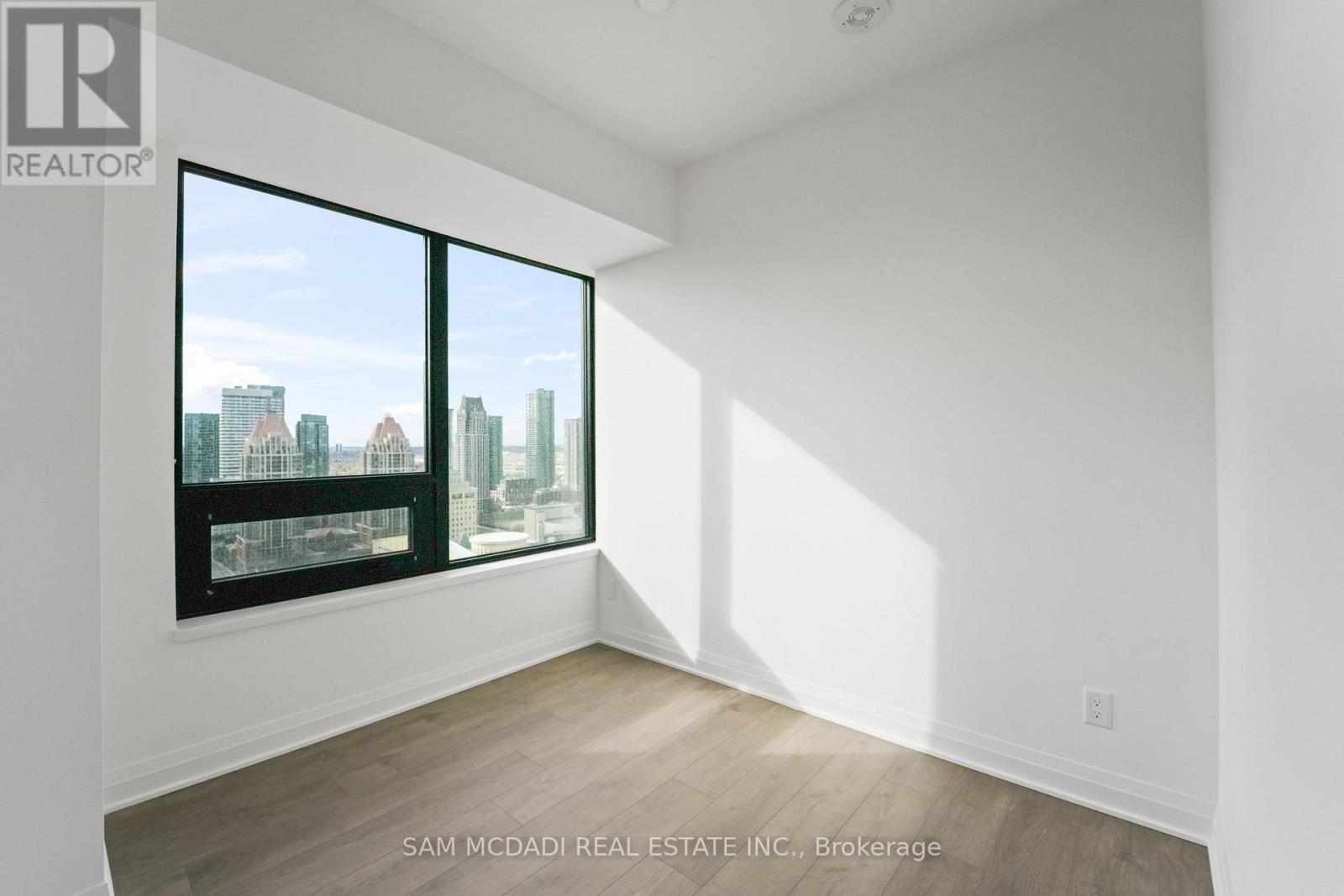 #2907 - 4015 The Exchange, Mississauga, Ontario  L5B 0N9 - Photo 10 - W12562604