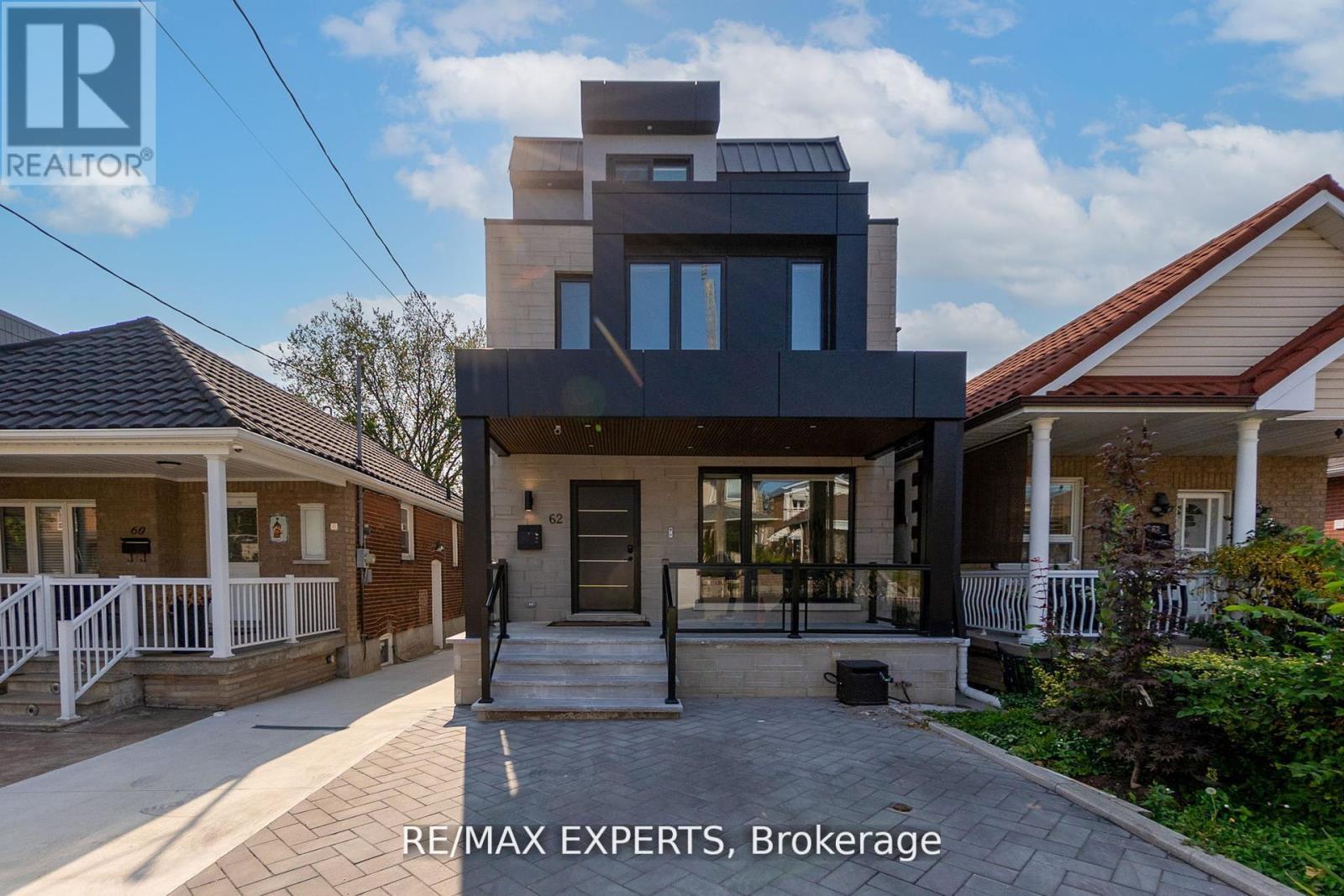 62 HARTLEY AVENUE, Toronto, Ontario