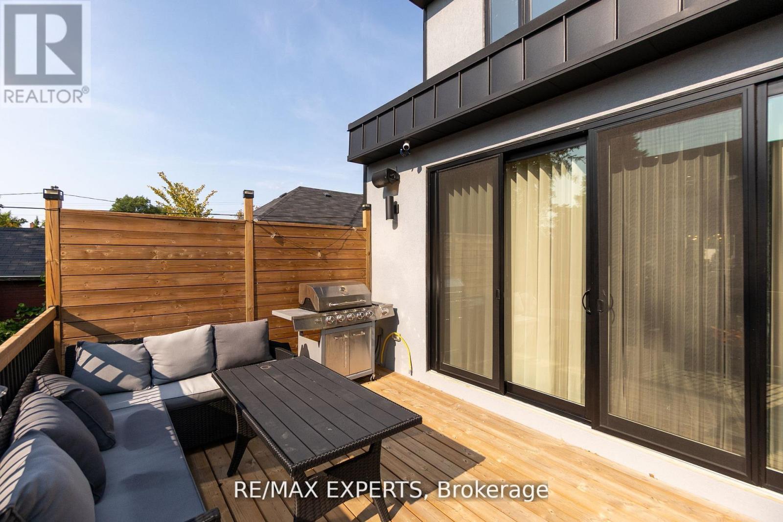 62 Hartley Avenue, Toronto, Ontario  M6E 4E8 - Photo 30 - W12562616