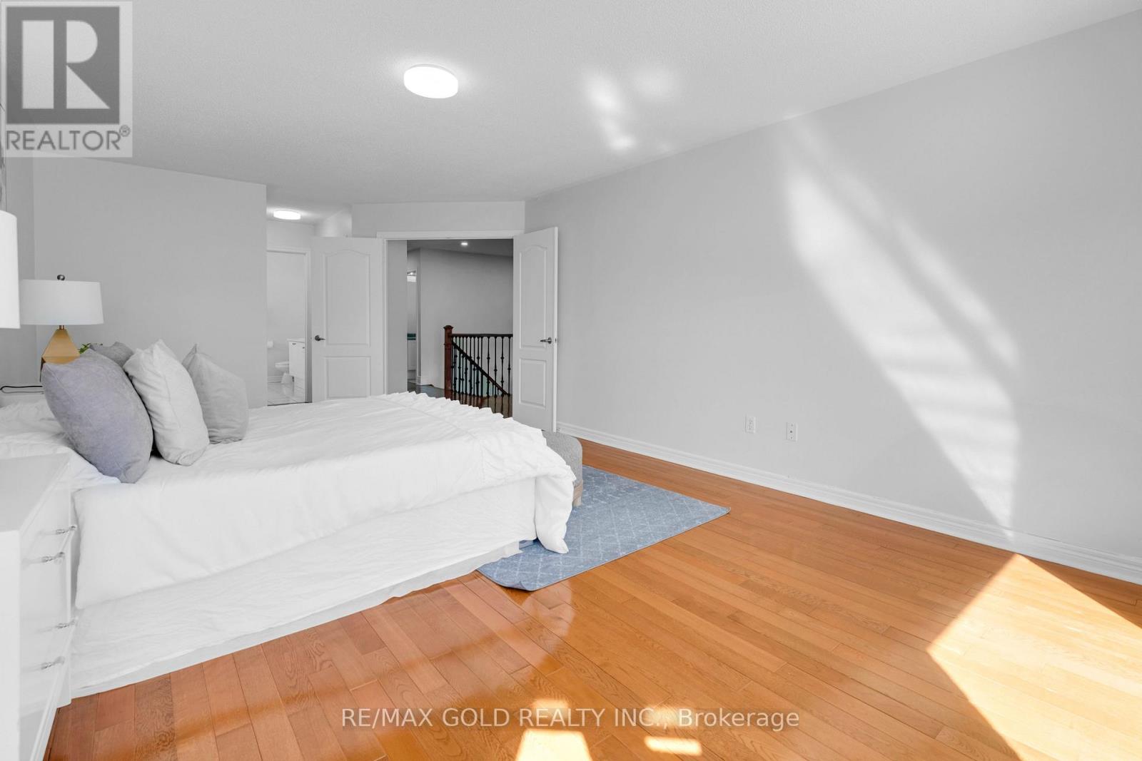 48 Fountainview Way, Brampton, Ontario  L6S 6K6 - Photo 22 - W12562638