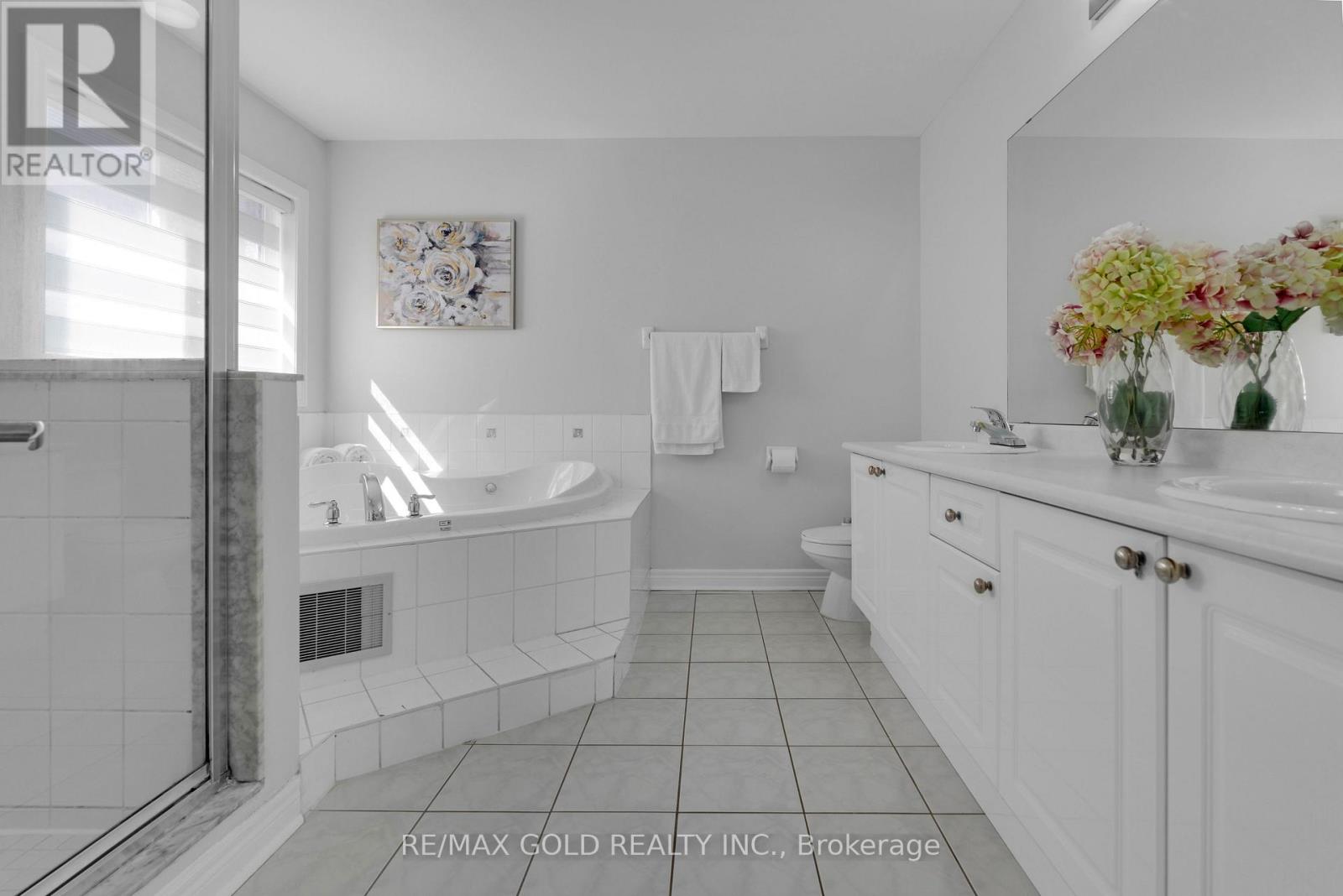 48 Fountainview Way, Brampton, Ontario  L6S 6K6 - Photo 23 - W12562638