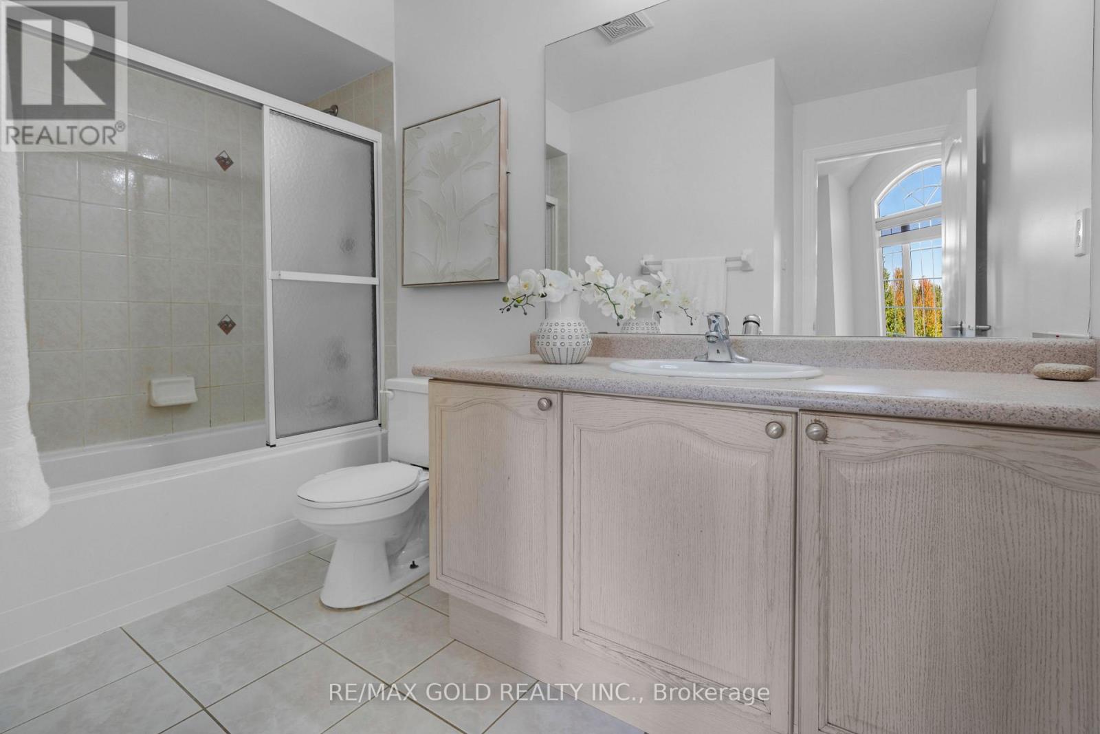 48 Fountainview Way, Brampton, Ontario  L6S 6K6 - Photo 30 - W12562638