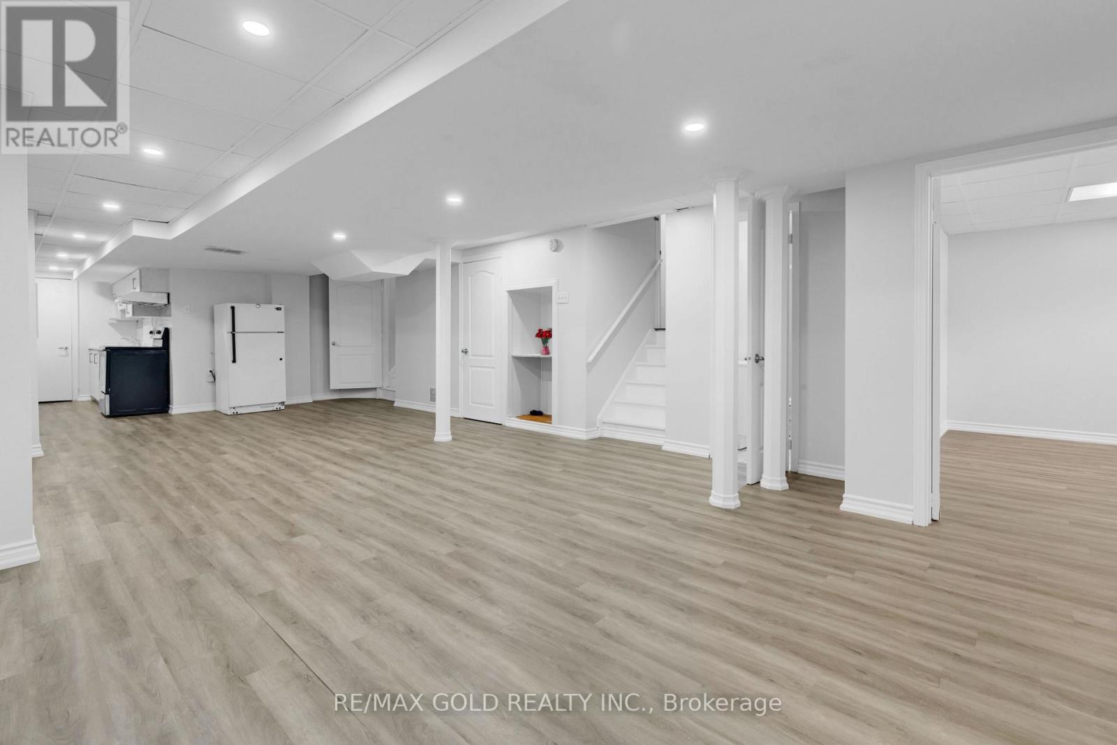 48 Fountainview Way, Brampton, Ontario  L6S 6K6 - Photo 39 - W12562638