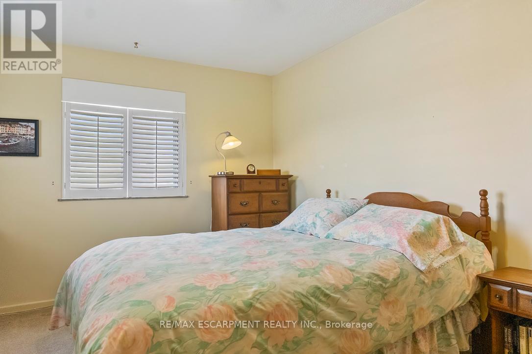 805 - 15 Elizabeth Street N, Mississauga, Ontario  L5G 2Z3 - Photo 19 - W12562640