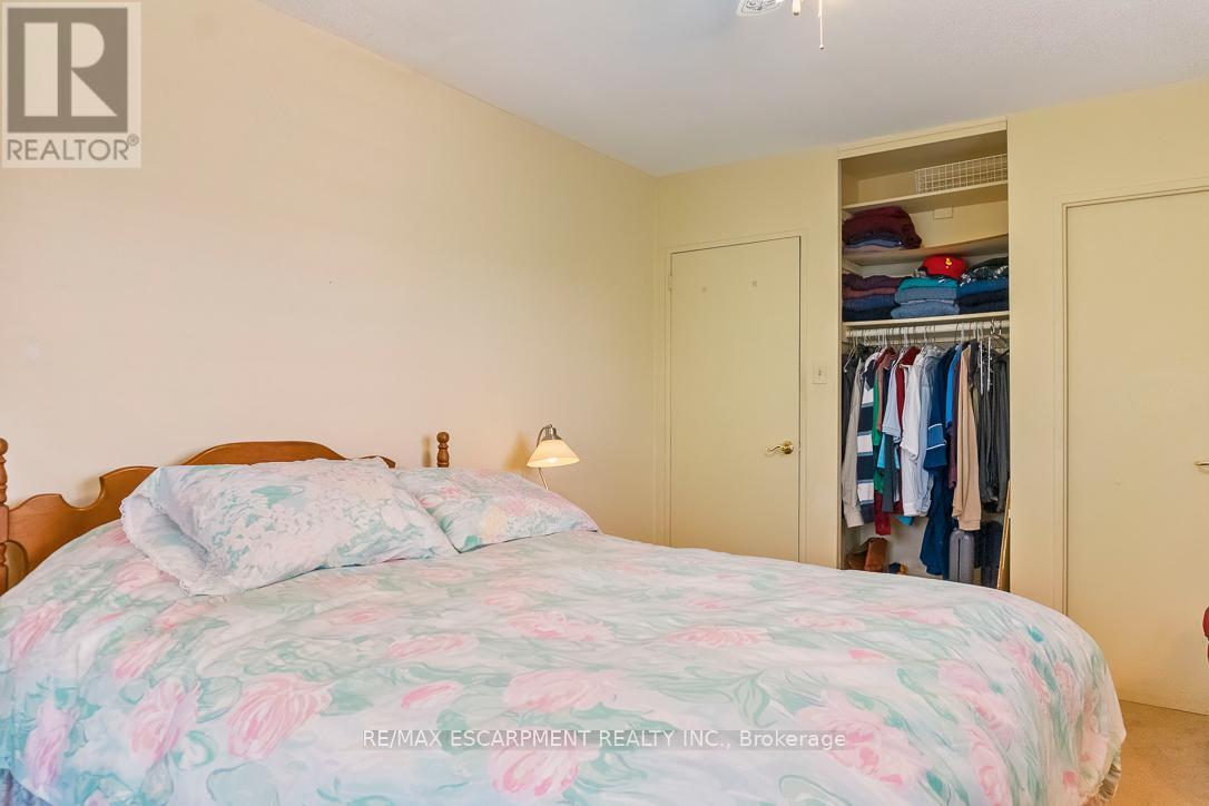 805 - 15 Elizabeth Street N, Mississauga, Ontario  L5G 2Z3 - Photo 21 - W12562640