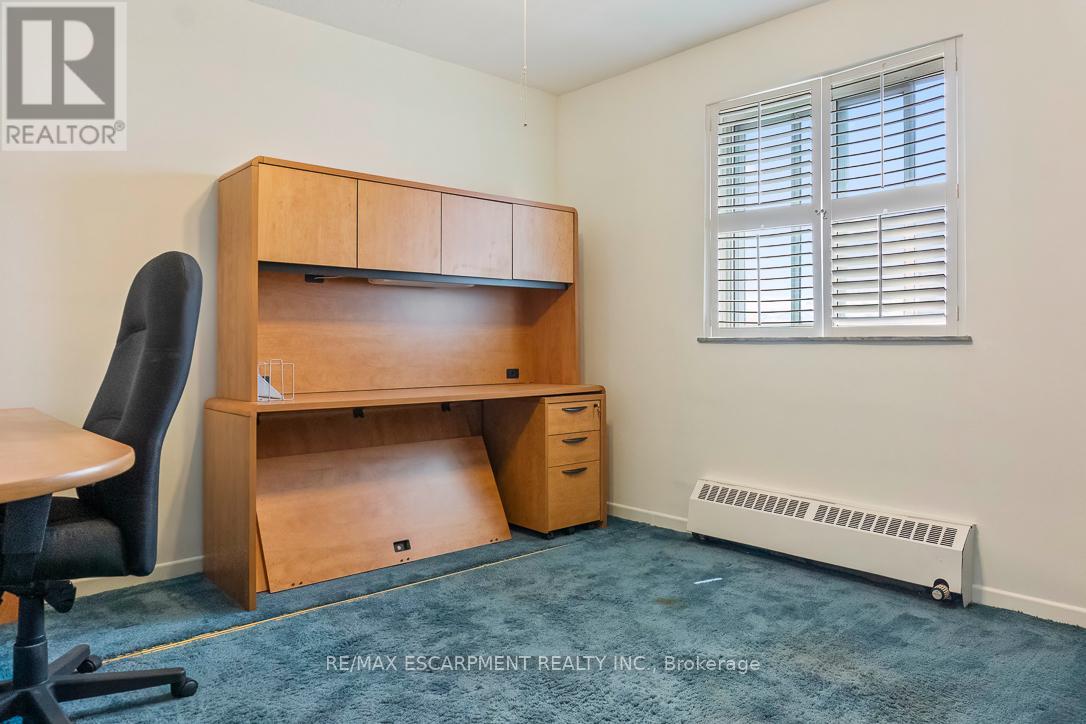 805 - 15 Elizabeth Street N, Mississauga, Ontario  L5G 2Z3 - Photo 26 - W12562640