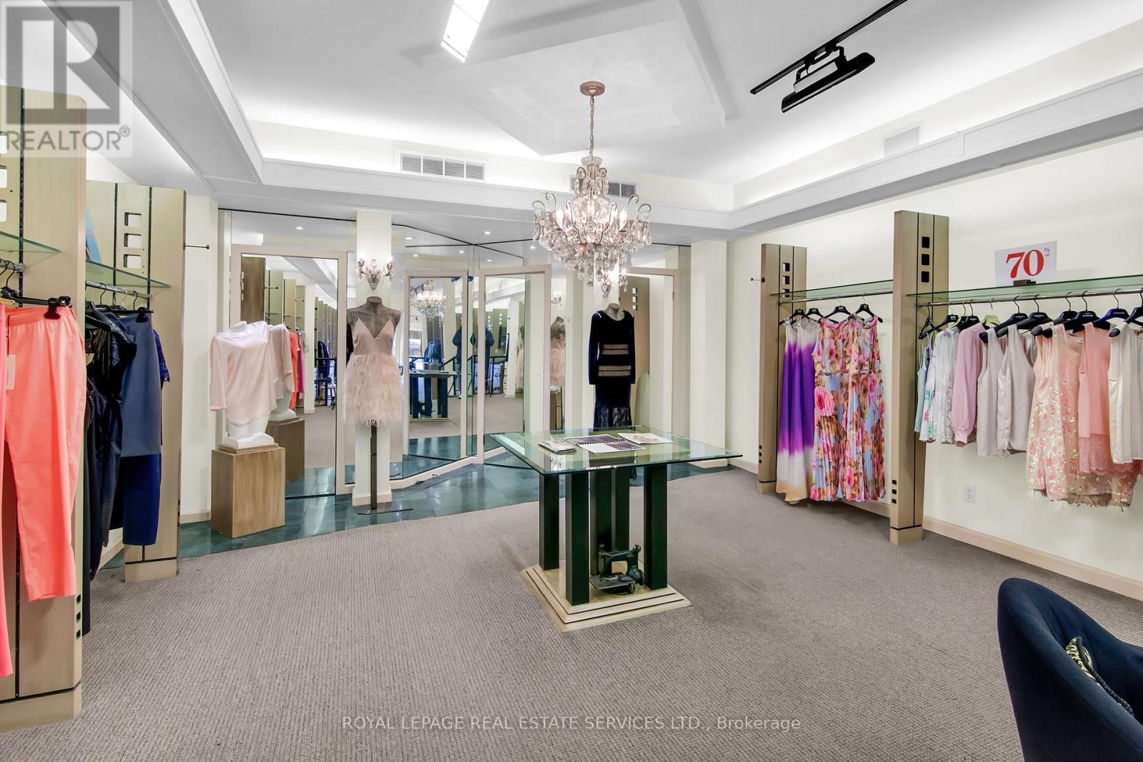 1232 St Clair Avenue W, Toronto, Ontario  M6E 1B7 - Photo 16 - W12562646