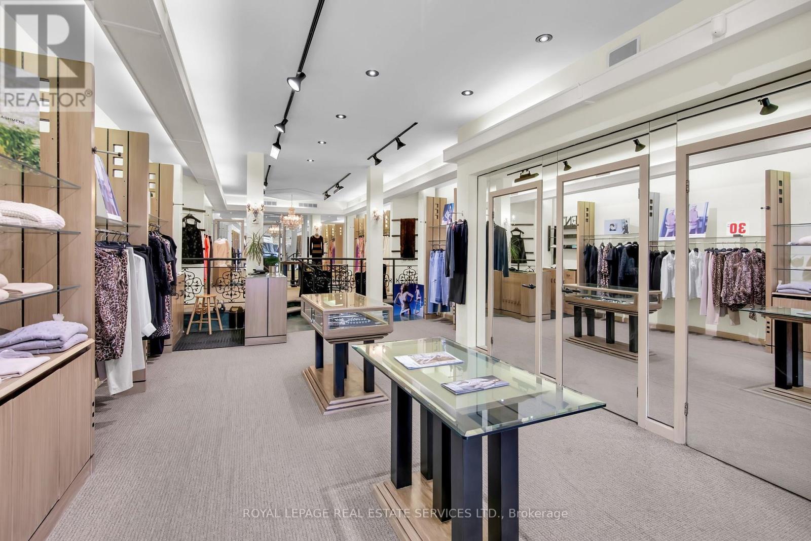 1232 St Clair Avenue W, Toronto, Ontario  M6E 1B7 - Photo 4 - W12562646