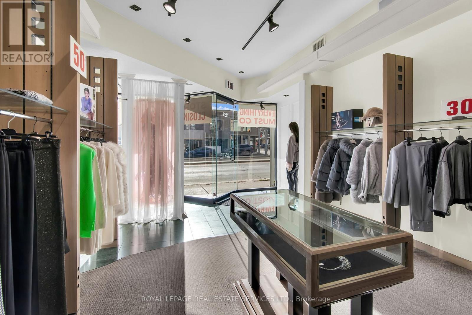 1232 St Clair Avenue W, Toronto, Ontario  M6E 1B7 - Photo 6 - W12562646