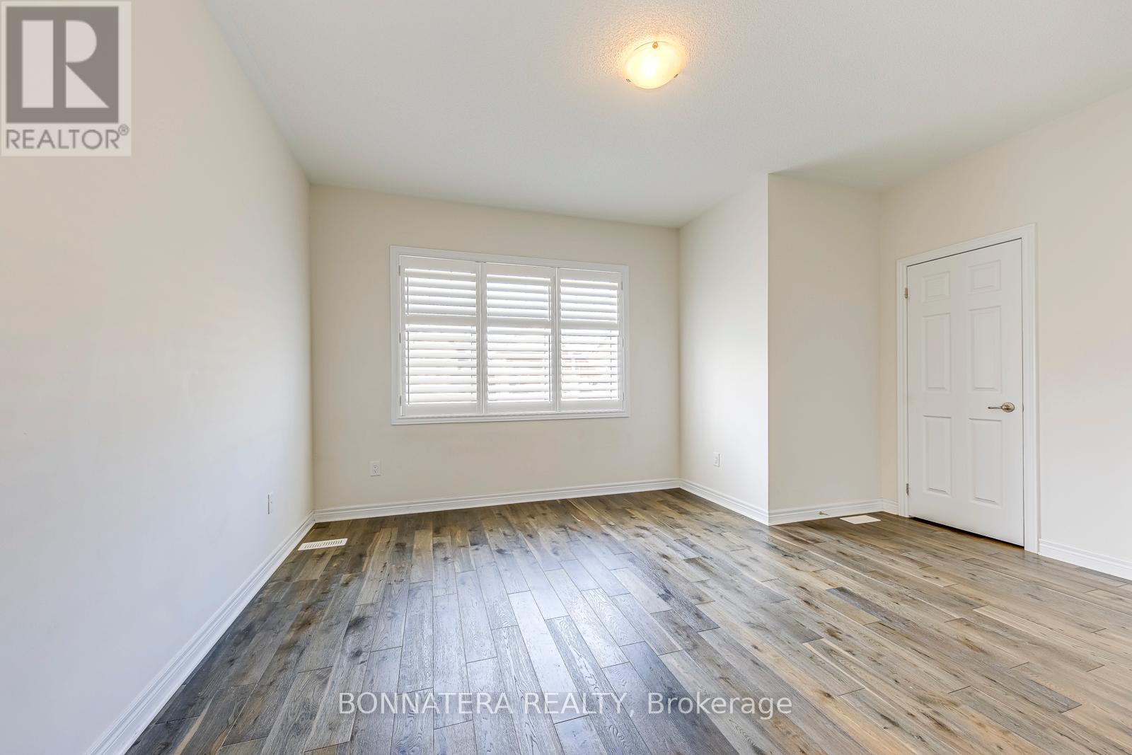 230 Jessie Caverhill Pass, Oakville, Ontario  L6M 0Z6 - Photo 34 - W12562676