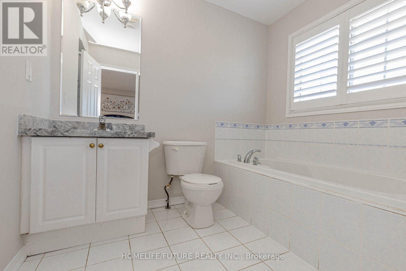 137 Zia Dodda Crescent, Brampton, Ontario  L6P 1J3 - Photo 21 - W12562680