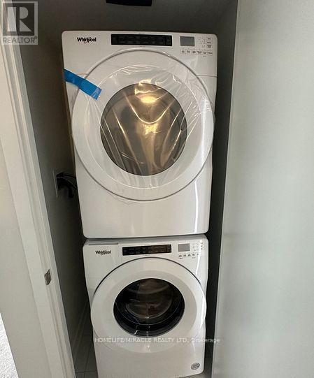 02 - 3415 Ridgeway Drive, Mississauga, Ontario  L5L 0B9 - Photo 11 - W12562684