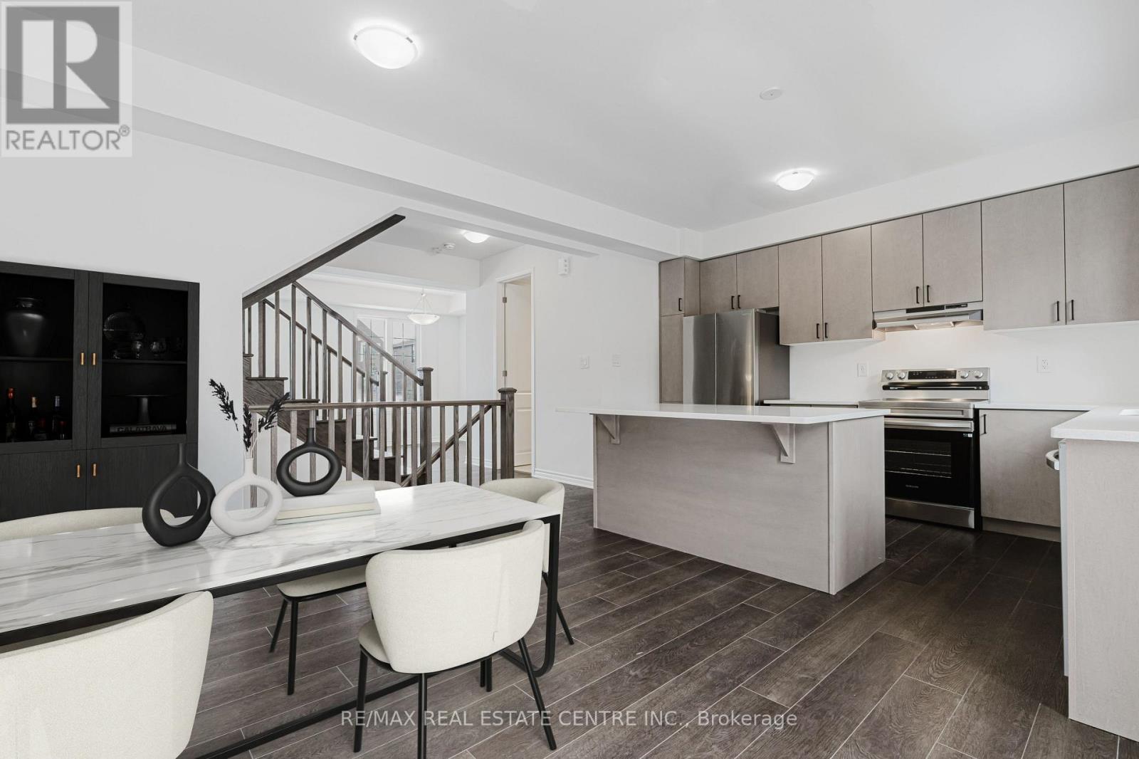 34 Bellasera Way, Caledon, Ontario  L7C 4P1 - Photo 10 - W12562686