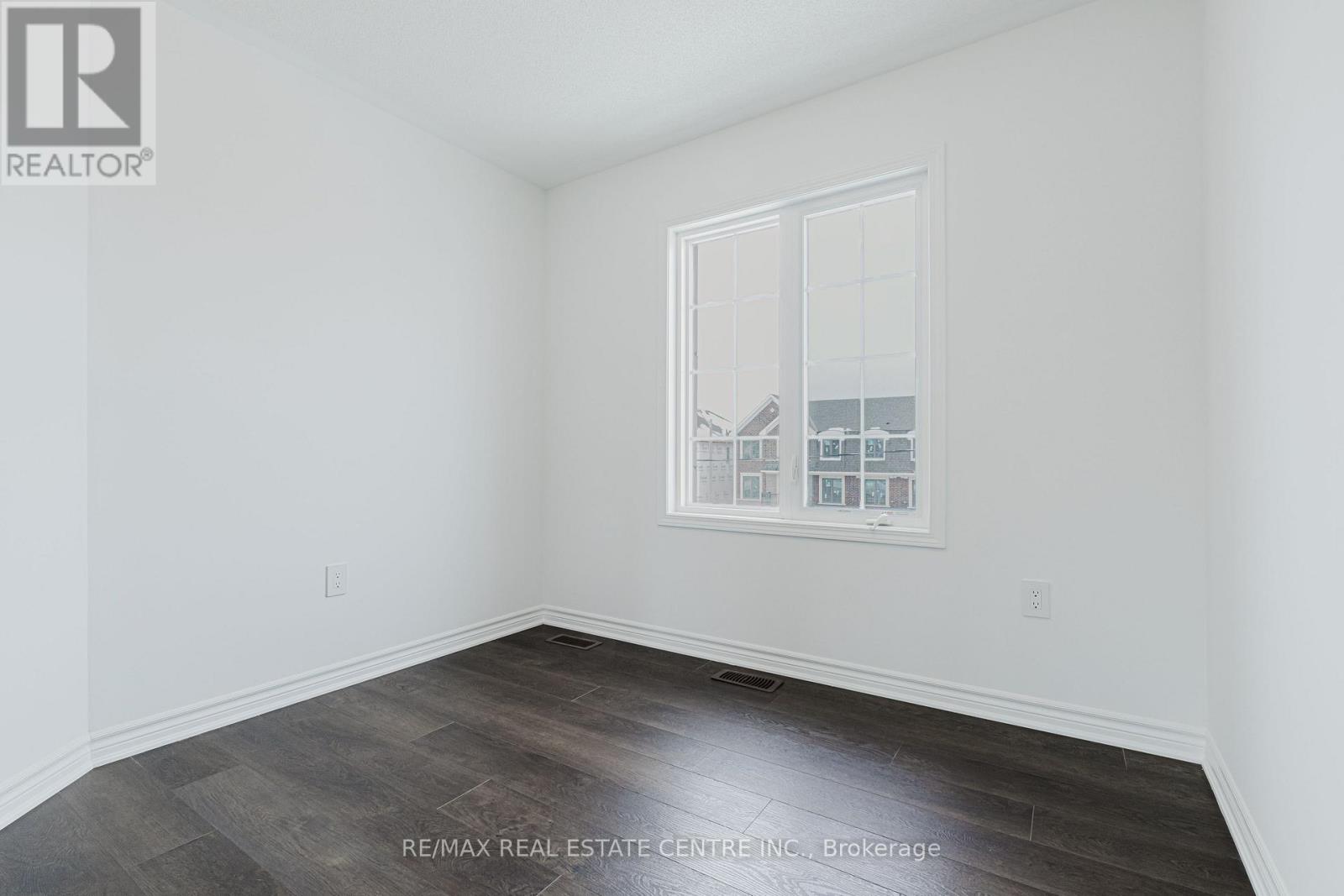 34 Bellasera Way, Caledon, Ontario  L7C 4P1 - Photo 35 - W12562686