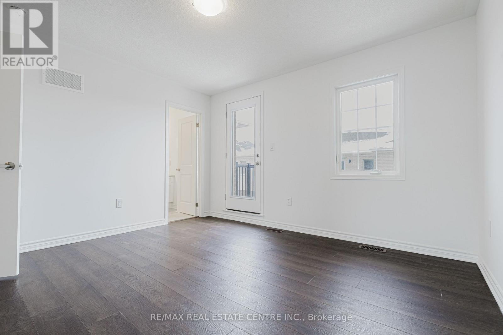 34 Bellasera Way, Caledon, Ontario  L7C 4P1 - Photo 38 - W12562686