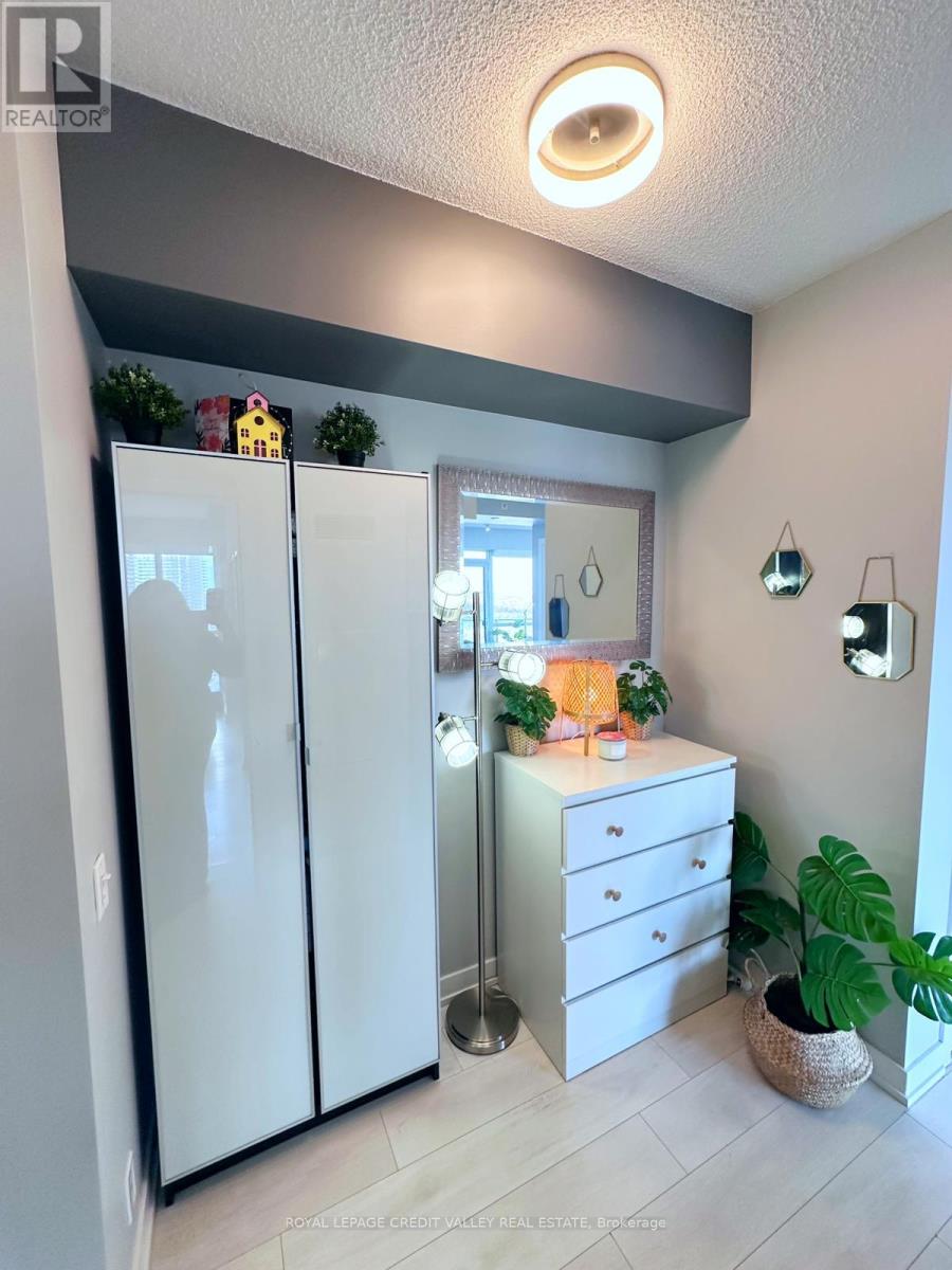 3607 - 2200 Lake Shore Boulevard W, Toronto, Ontario  M8V 1A4 - Photo 9 - W12562704