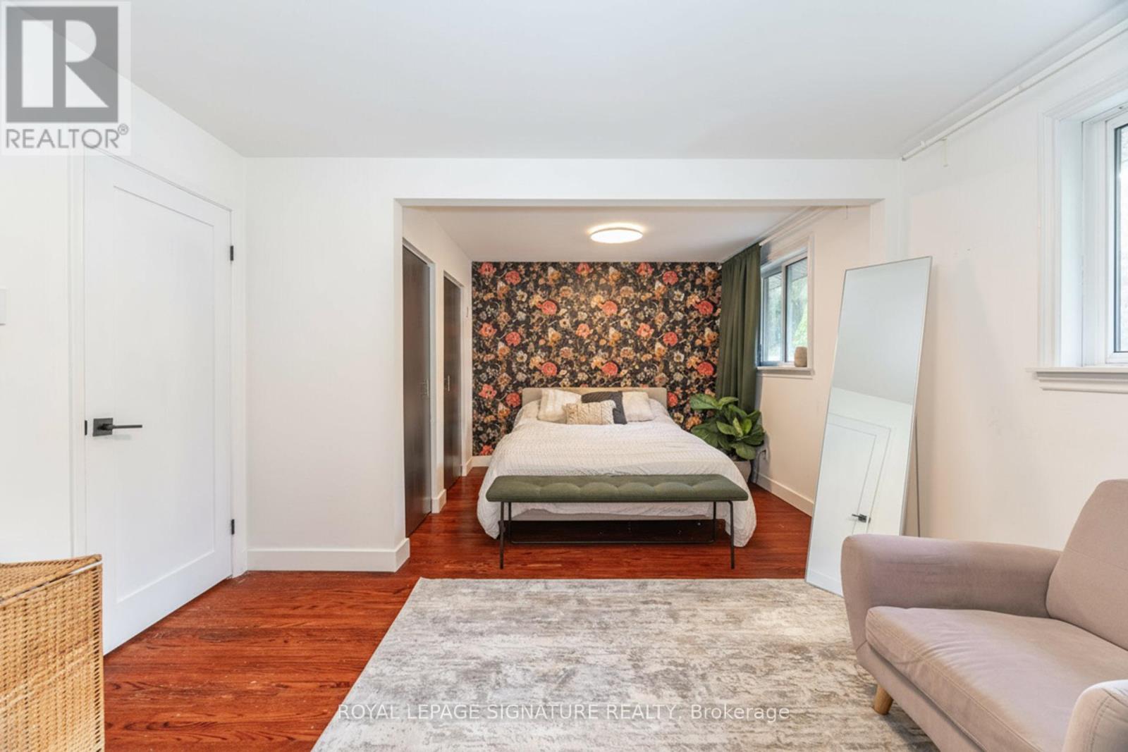 2431 Padstow Crescent, Mississauga, Ontario  L5J 2G2 - Photo 17 - W12562742