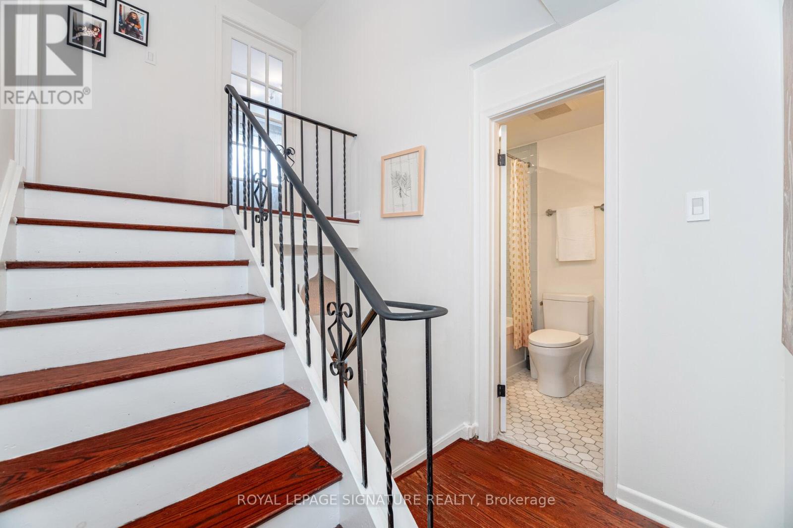 2431 Padstow Crescent, Mississauga, Ontario  L5J 2G2 - Photo 21 - W12562742