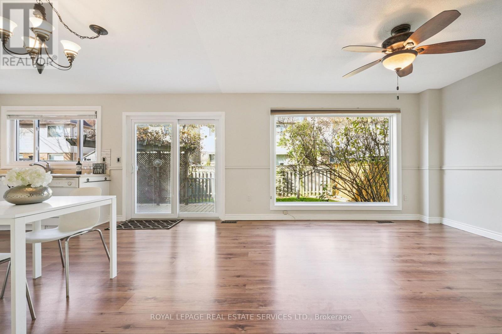 5025 Marjan Lane, Burlington, Ontario  L7L 6H9 - Photo 12 - W12562788