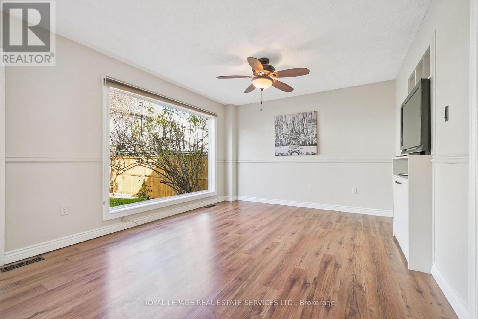 5025 Marjan Lane, Burlington, Ontario  L7L 6H9 - Photo 13 - W12562788