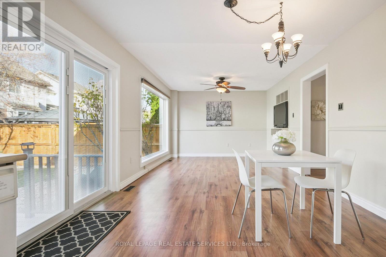 5025 Marjan Lane, Burlington, Ontario  L7L 6H9 - Photo 19 - W12562788