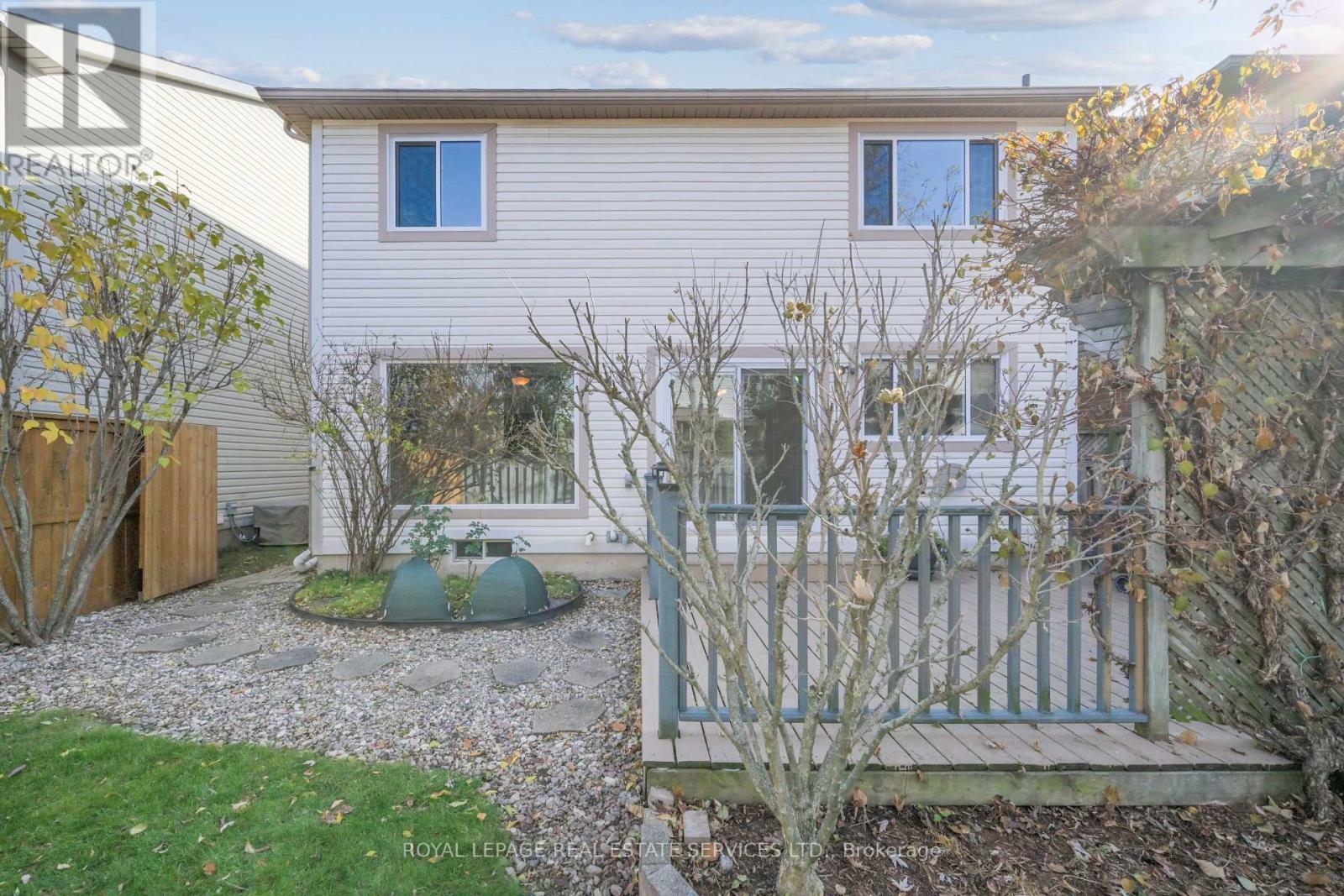 5025 Marjan Lane, Burlington, Ontario  L7L 6H9 - Photo 35 - W12562788