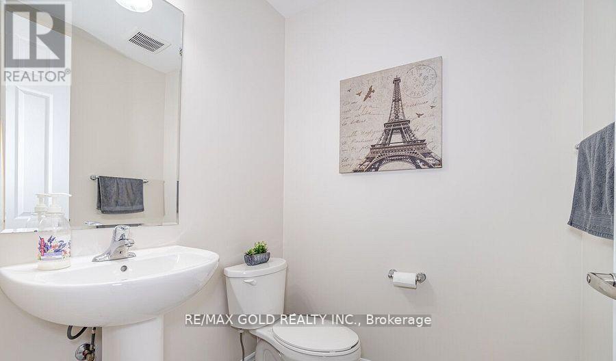 47 Stedford Crescent, Brampton, Ontario  L7A 4P5 - Photo 12 - W12562798