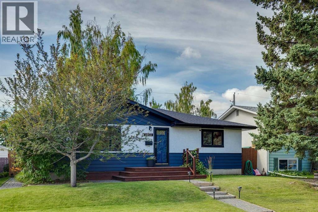 1403 107 Avenue Sw, Calgary, Alberta  T2W 0C1 - Photo 1 - A2240533