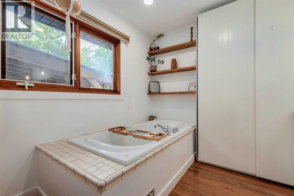 1403 107 Avenue Sw, Calgary, Alberta  T2W 0C1 - Photo 18 - A2240533